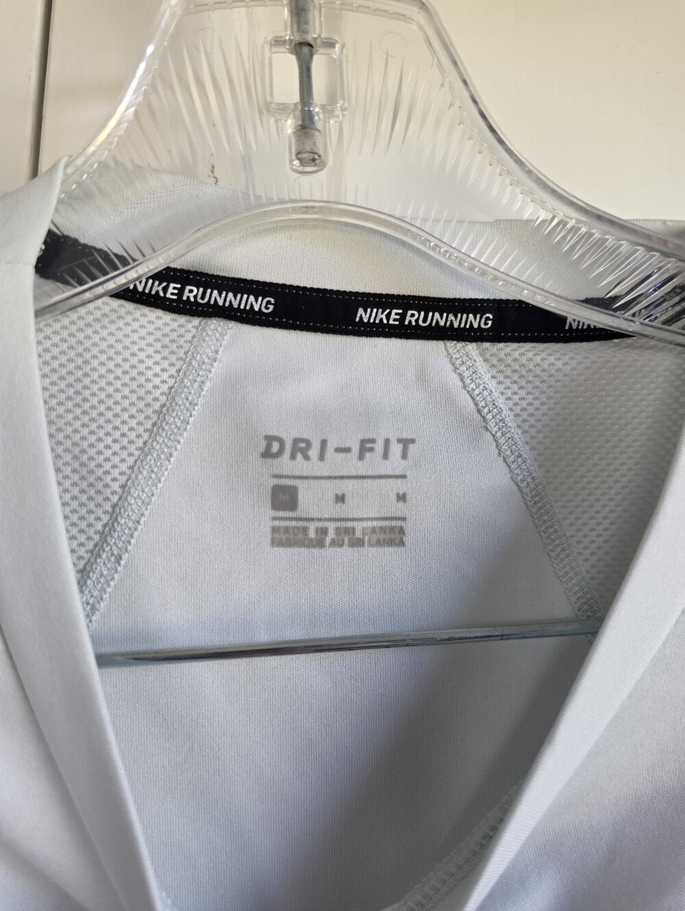 Nike Dri-fit Running top - Picture 5 of 7